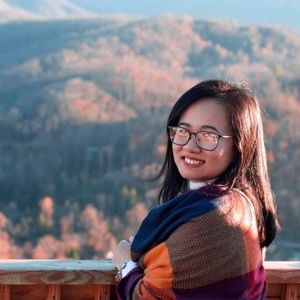 Meet your Posher, Đài trang